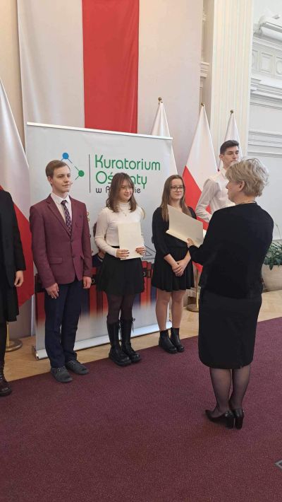 Wręczenie Stypendium zdjęcie 2